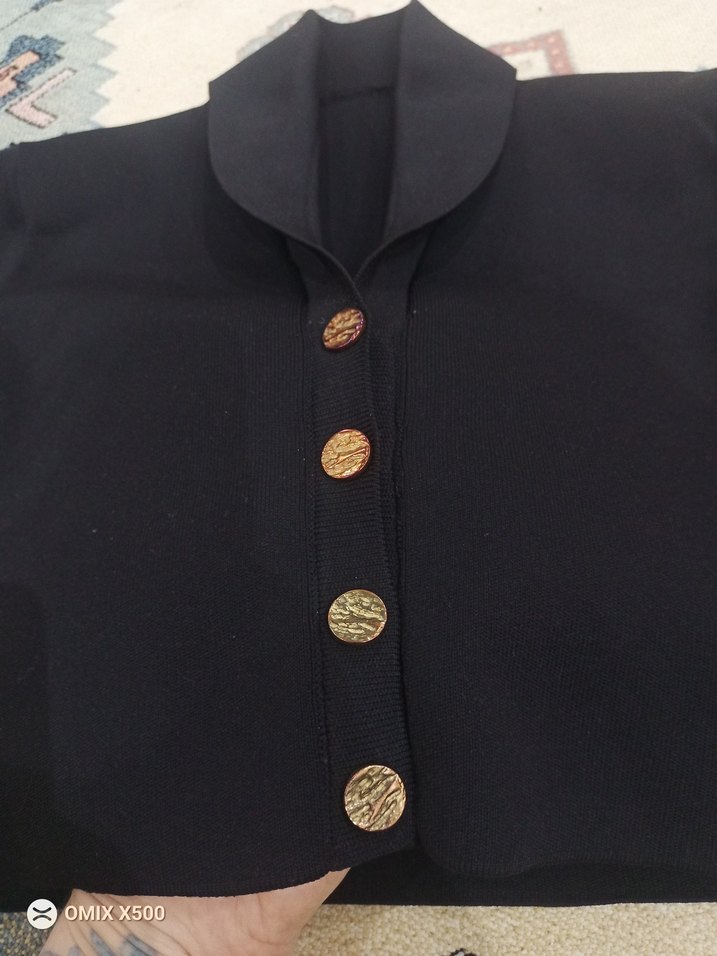 Düğmeli Siyah Kısa Blazer Ceket - Görsel 2