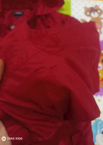 Kız Çocuk Kapüşonlu Kırmızı Düğmeli Yağmurluk - Görsel 2