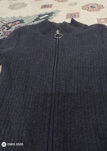 Gri Yüksek Yakalı Kadın Triko Hırka - Görsel 2