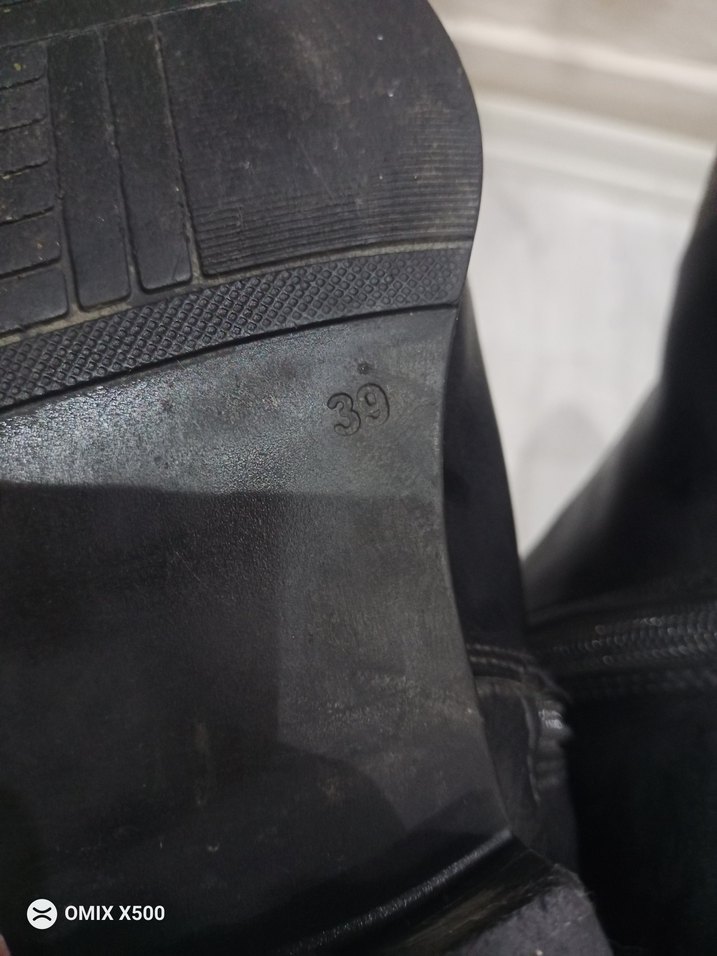 Siyah Tokalı Kadın Topuklu Bot - Görsel 4