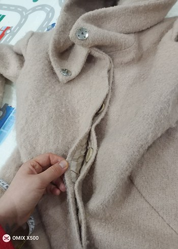 Kadın Bej Mini Kısa Peluş Kaban - Görsel 6