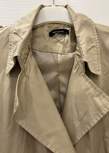 Bej Uzun Düğmeli Kadın Trençkot - Görsel 3