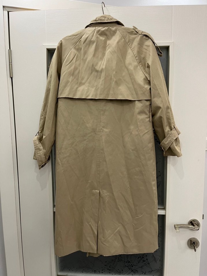 Bej Uzun Düğmeli Kadın Trençkot - Görsel 2