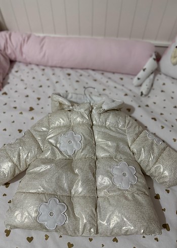 Chicco Marka Kız Çocuk Bej Çıkarılabilir Kapüşonlu Nakışlı Mont - Görsel 3