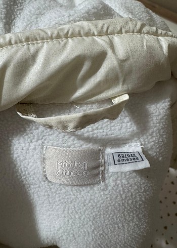 Chicco Marka Kız Çocuk Bej Çıkarılabilir Kapüşonlu Nakışlı Mont - Görsel 5