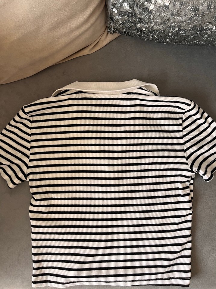 Çizgili Polo Yaka Crop Tişört - Görsel 2