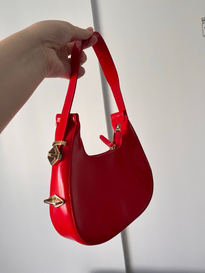 Kırmızı Parlak Kadın Omuz Çantası - Görsel 3