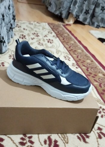Adidas 39