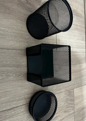 Siyah Metal Masa Üstü Düzenleyici - Görsel 2