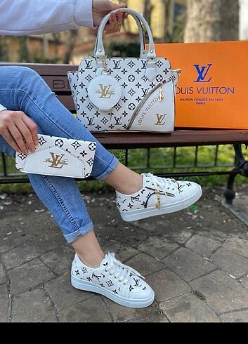 Üçlü set ayakkabı çanta cüzdan