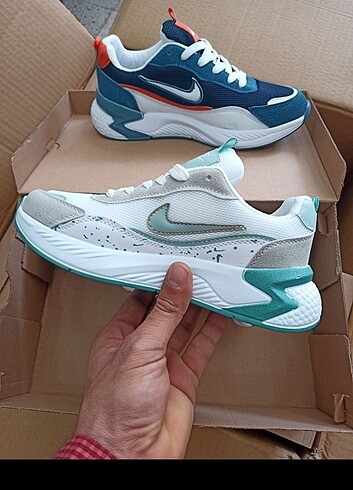 37 Beden turkuaz Renk Nike modeli Kadın Spor Ayakkabı