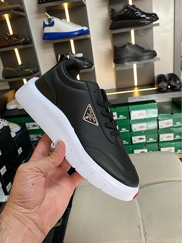 PRADA