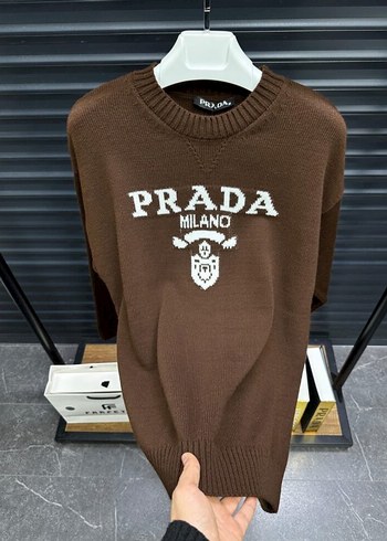 Prada m
