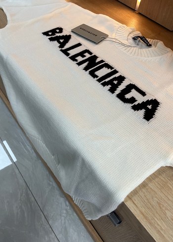 Balenciaga Baskılı Beyaz Örgü Kazak - Görsel 3