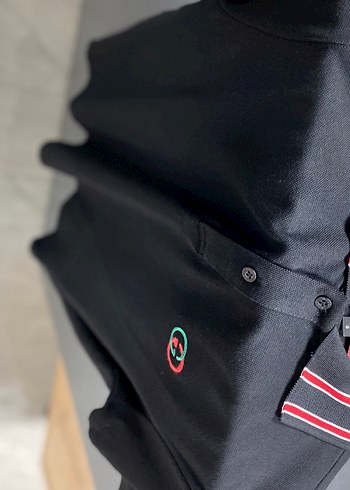 l Beden siyah Renk Gucci Siyah Baskılı Kısa Kollu Polo Tişört