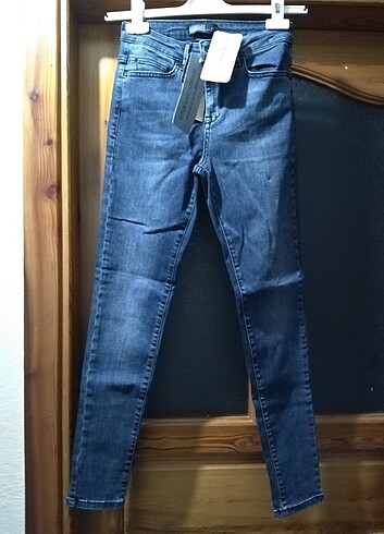 LC Waikiki Kot pantolon