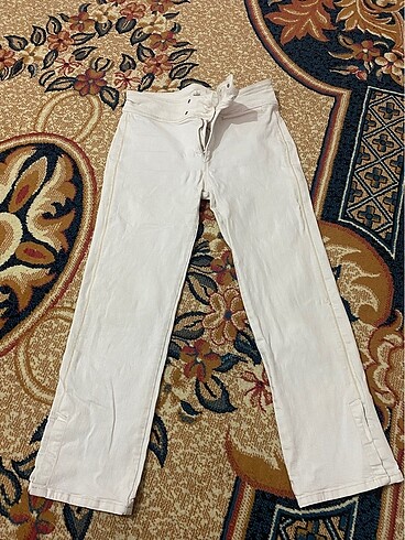 İpekyol beyaz pantolon