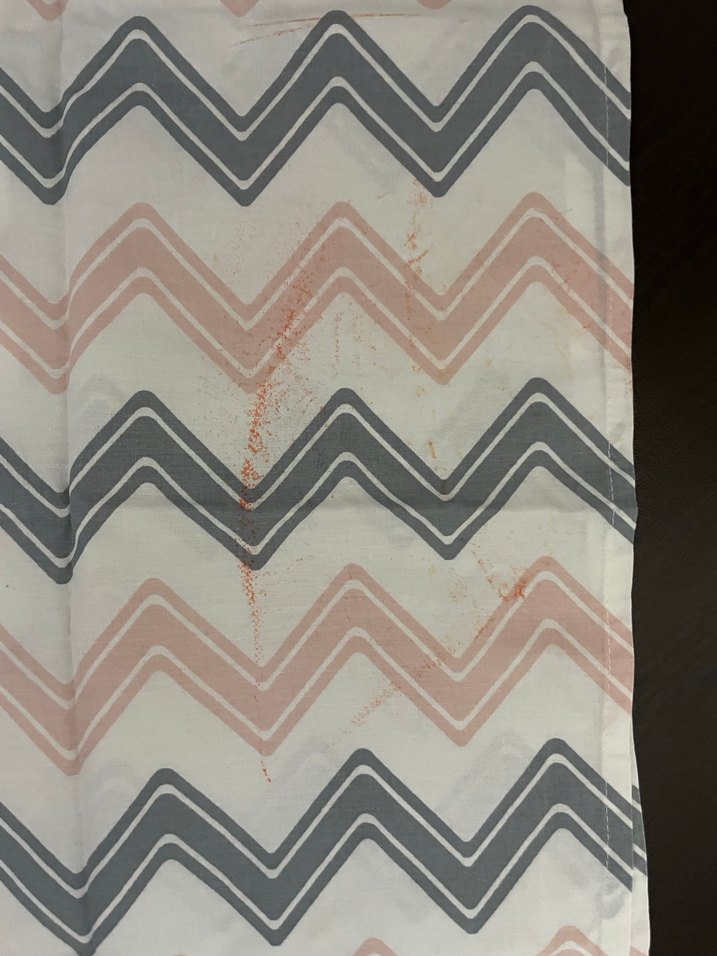 Pembe ve Gri Çizgili Bohem Emzirme Önlüğü - Görsel 2