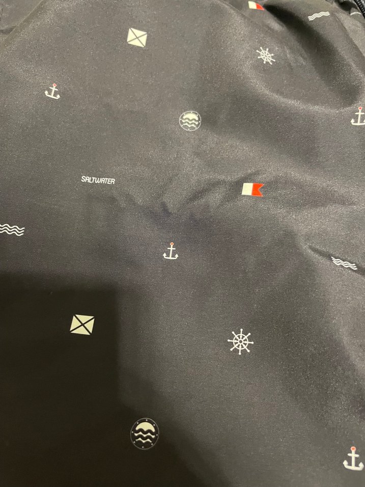 Düğmeli Baskılı Siyah Erkek Deniz Şortu - Görsel 2