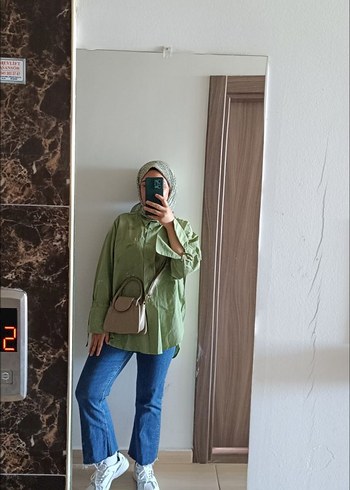 yeşil gömlek - Görsel 2