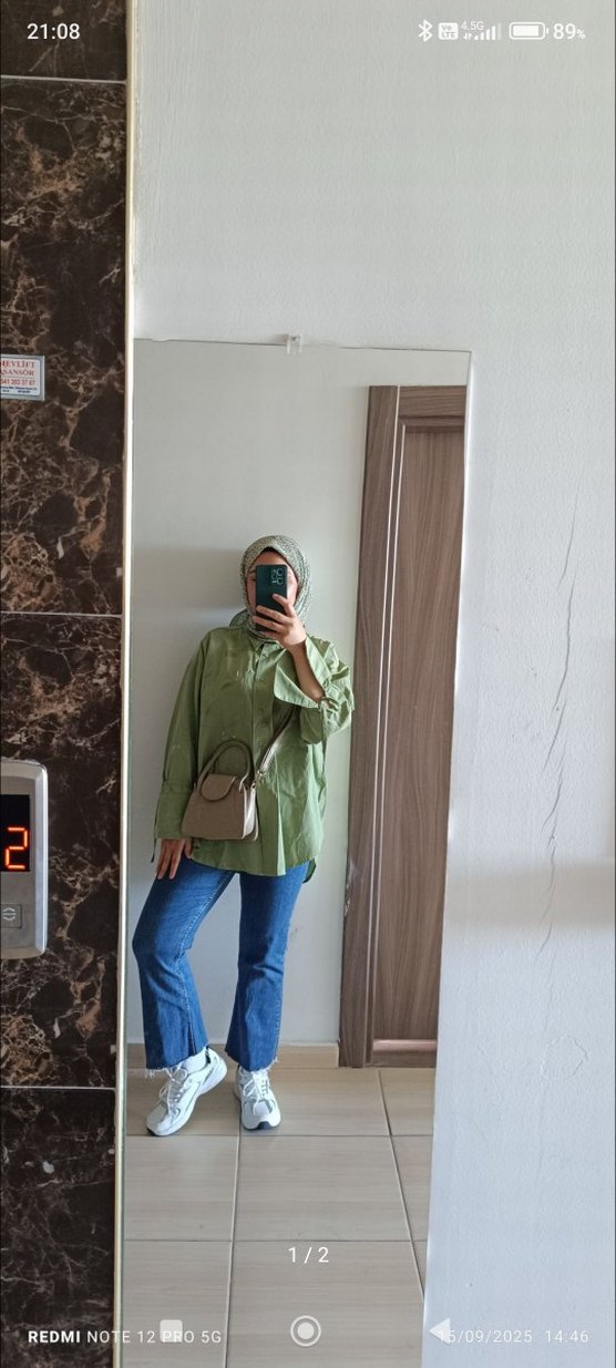 yeşil gömlek - Görsel 2