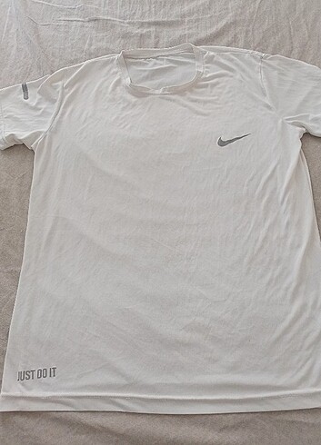 Nike Tshirt