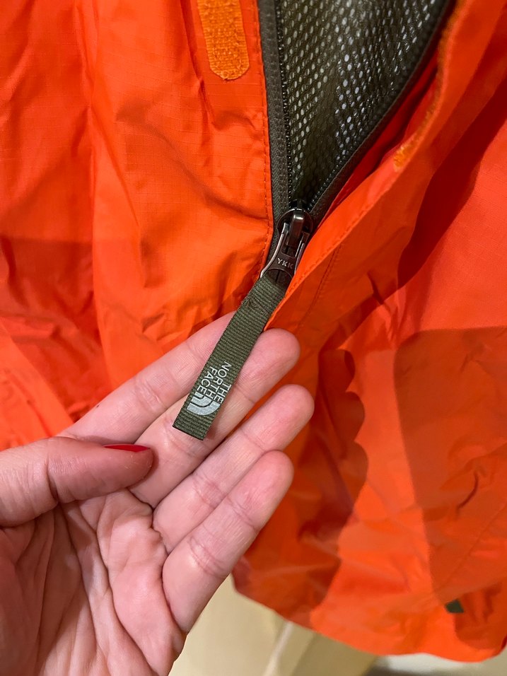 North Face Turuncu Fermuarlı Yağmurluk - Görsel 4