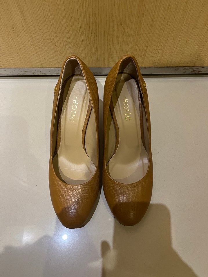 Hotiç Taba Deri Klasik Kadın Topuklu Ayakkabı - Görsel 2