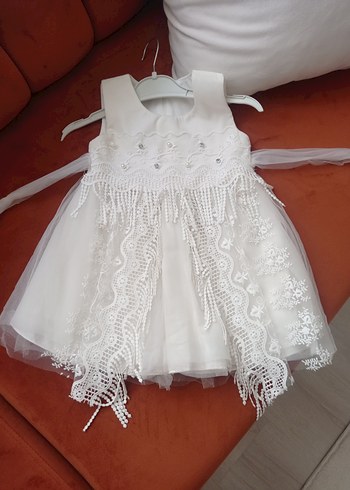 Kız Çocuk Beyaz Dantelli Klasik Elbise