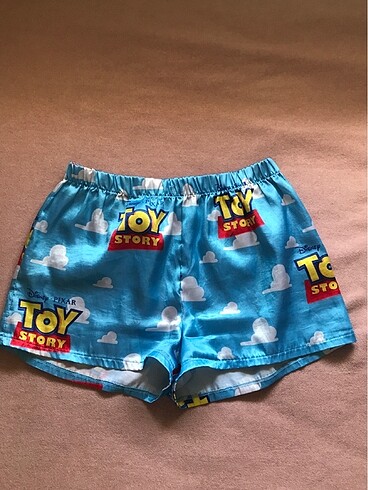 Diğer Disney Pijama Takımı