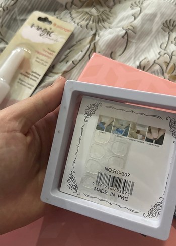 Pastel Bej Tırnak Süslemeleri ve Tırnak Yapıştırıcı - Görsel 4