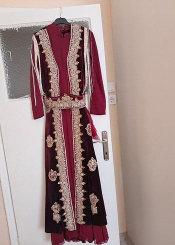 Bordo Nakışlı Uzun Kadın Kına Elbisesi