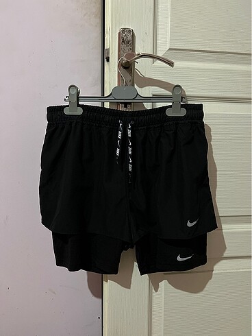 Nike şort tayt spor