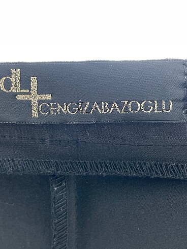 s Beden siyah Renk Adil Işık Düz Kesim %70 İndirimli.