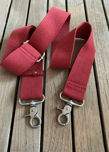 Kırmızı metal tokalı spor çanta askısı 130 cm - Görsel 4