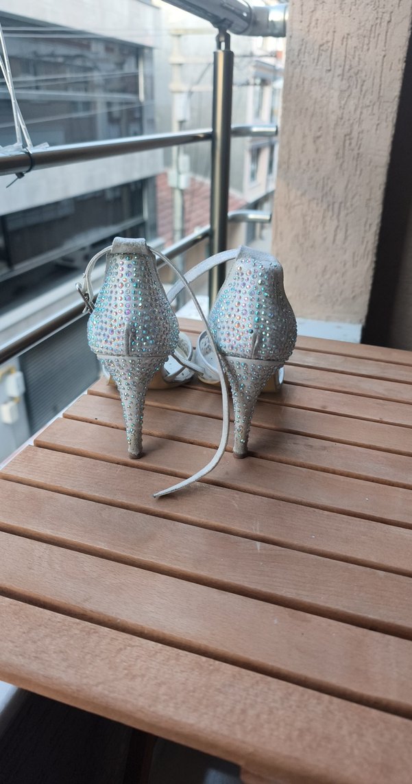 Beyaz Parlak Taşlı Topuklu Kadın Abiye Ayakkabı - Görsel 3