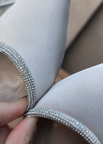 Bilekten bağlama saten topuklu - Görsel 6