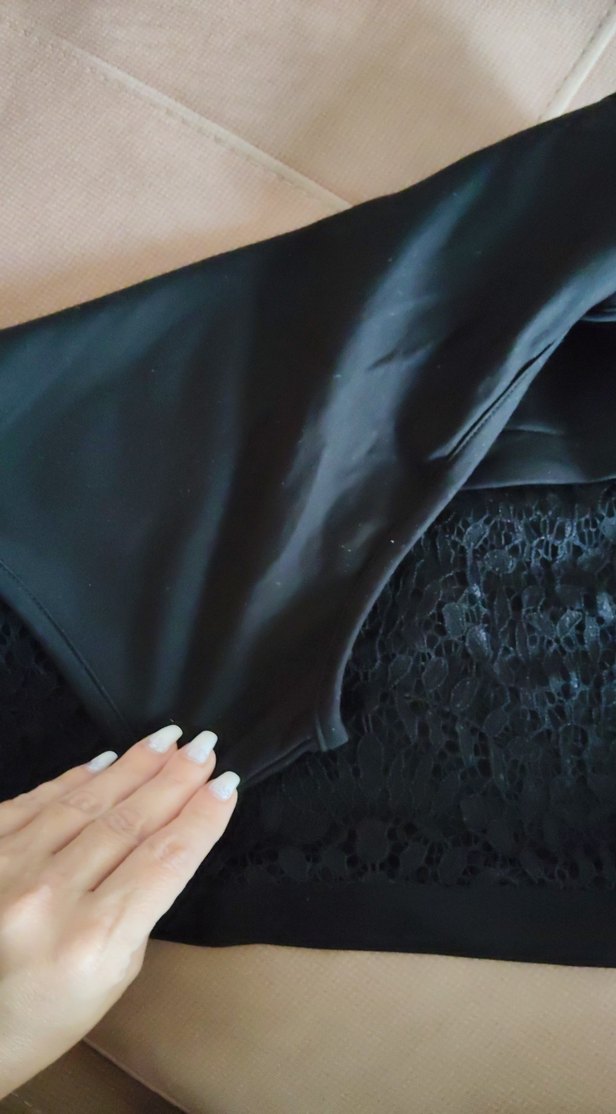 Siyah Dantelli Kısa Kesim Atlet - Görsel 3