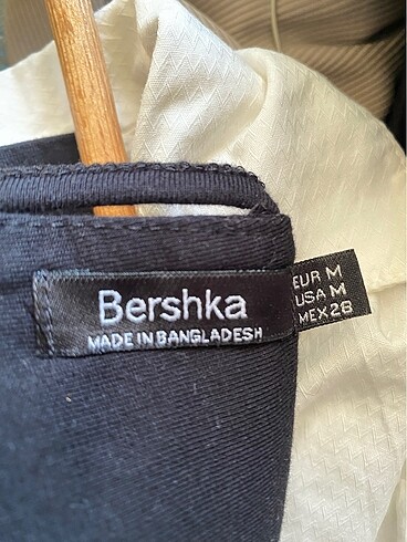 Bershka Bershka Sırt Dekolteli Kısa Kollu Bluz