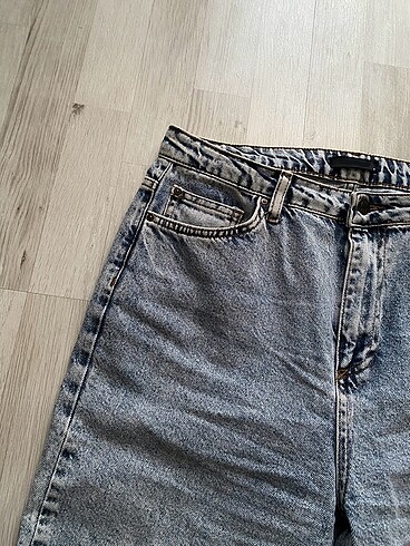 40 Beden Mavi Buz Rengi Mom Jean Pantolon