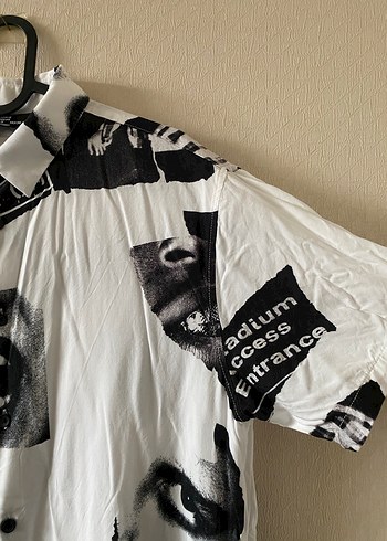 Bershka Desenli Siyah Beyaz Gömlek - Görsel 5