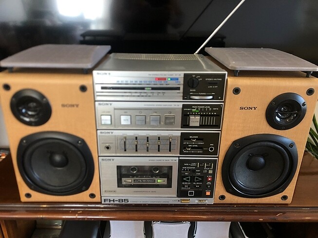 SONY MÜZİK SETİ PAZARLIKSIZDIR