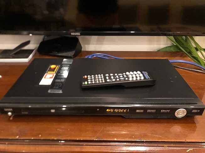 SABA DVD VCD CD ÇALAR