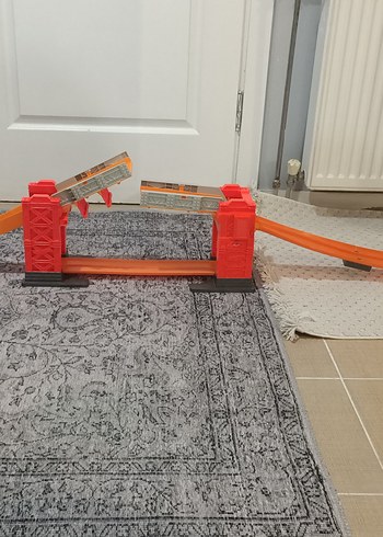 Hot Wheels OtomatikAçılır Kapanır Köprü Fırlatmalı Rampalı Oynck - Görsel 8