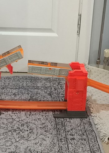 Hot Wheels OtomatikAçılır Kapanır Köprü Fırlatmalı Rampalı Oynck - Görsel 7