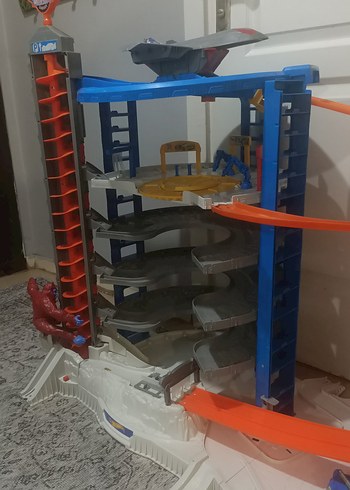 Hot Wheels Ultimate Garaj Dev Kule, Motorlu Asansör - Görsel 7