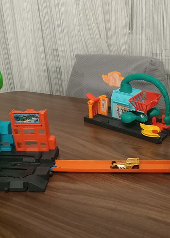 Hot Wheels Dinazor (Triceratops) ve  Akrep seti - Görsel 6