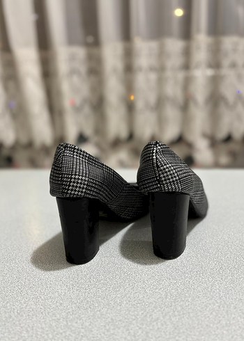 37 Beden Gri Desenli Kadın Stiletto Topuklu Ayakkabı