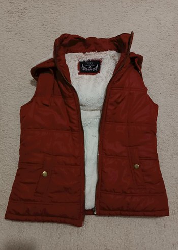 Bordo Kapüşonlu Kürklü Kadın Yelek - Görsel 3