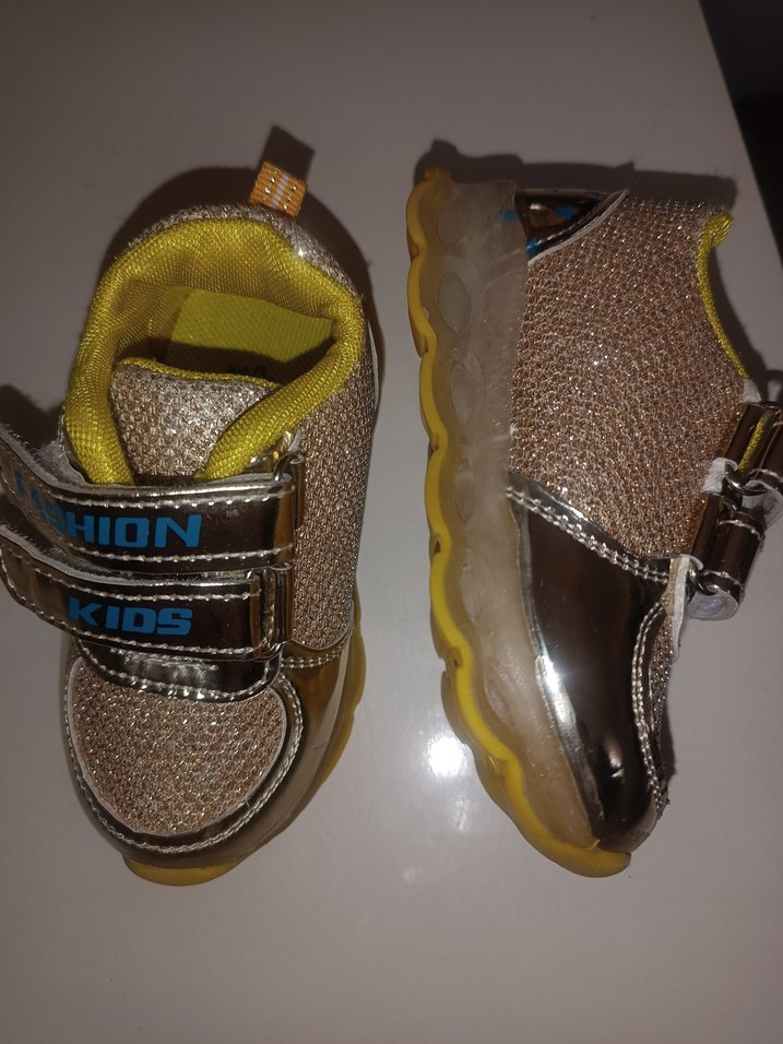 Kız Çocuk Renkli Yılan Desenli Spor Ayakkabı - Görsel 2